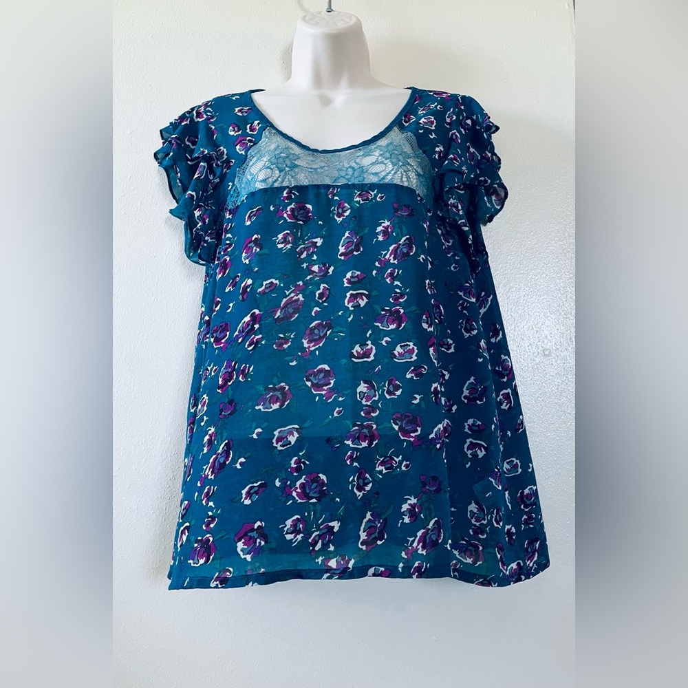 Selena Gomez Teal Floral Lace-Trim Ruffle Sleeve Blouse